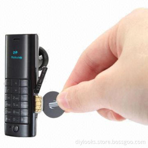 Ultra-Small Mini GSM Cellphone Bluetooth Headset Bluetooth Dialer Mobile Phone Companion